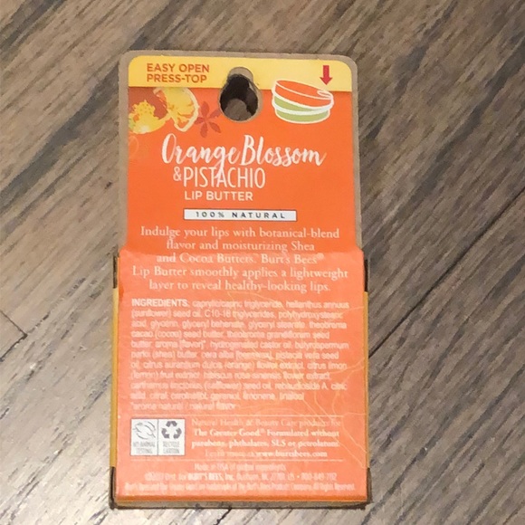 New Burt’s Bees Lip Butter - Picture 2 of 2